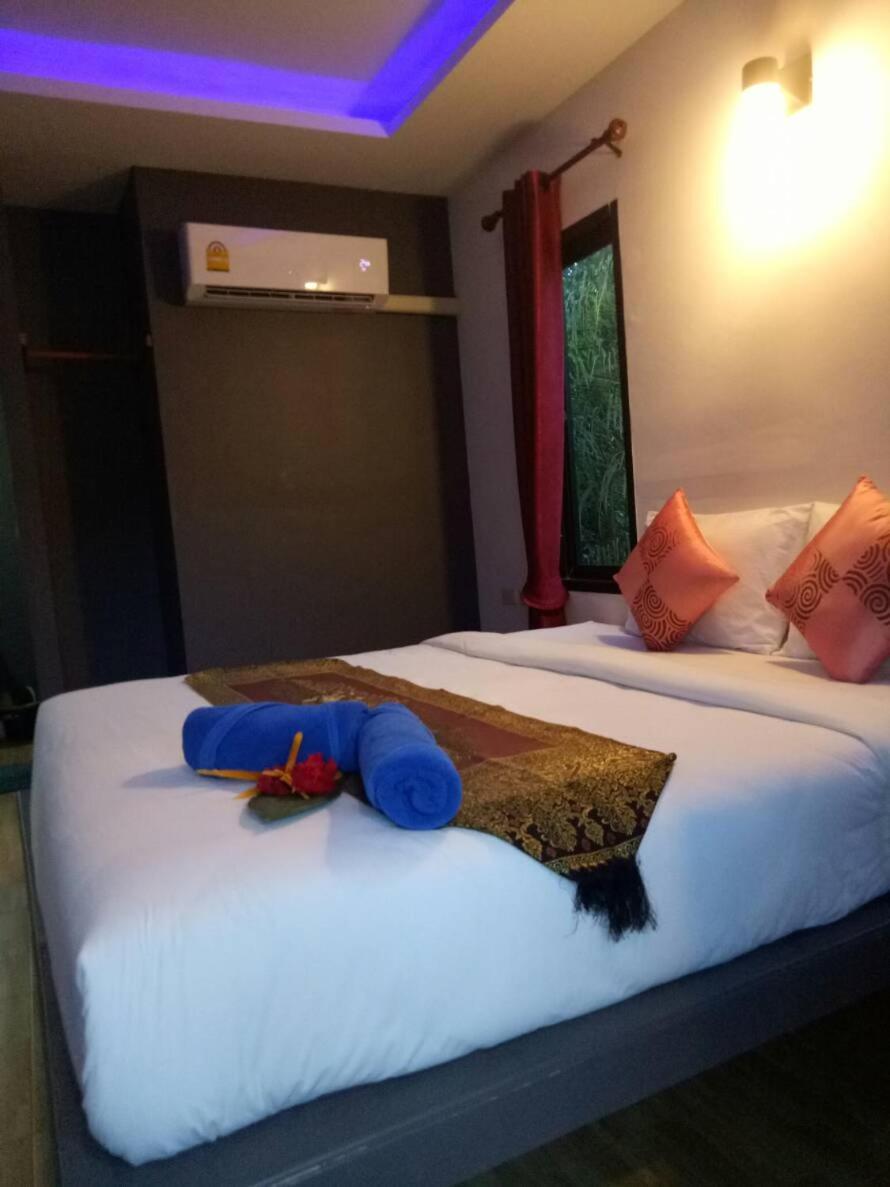 Baan Reenaa Lanta Ko Lanta エクステリア 写真