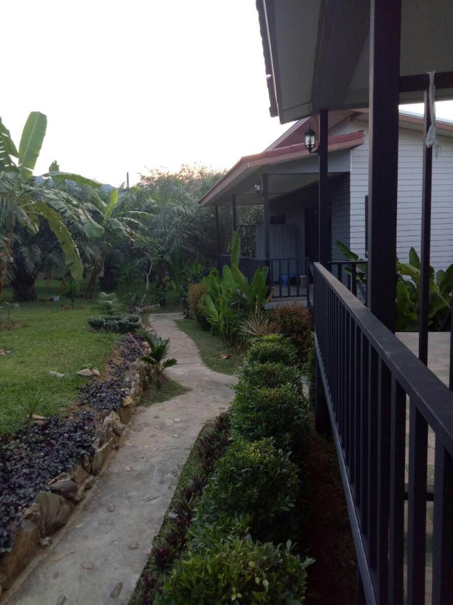 Baan Reenaa Lanta Ko Lanta エクステリア 写真